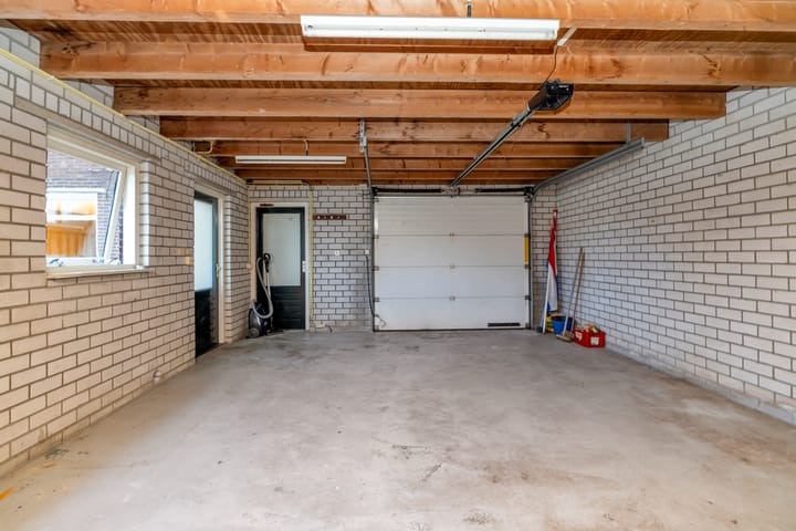 Photo 63 of Lietingstraat 16