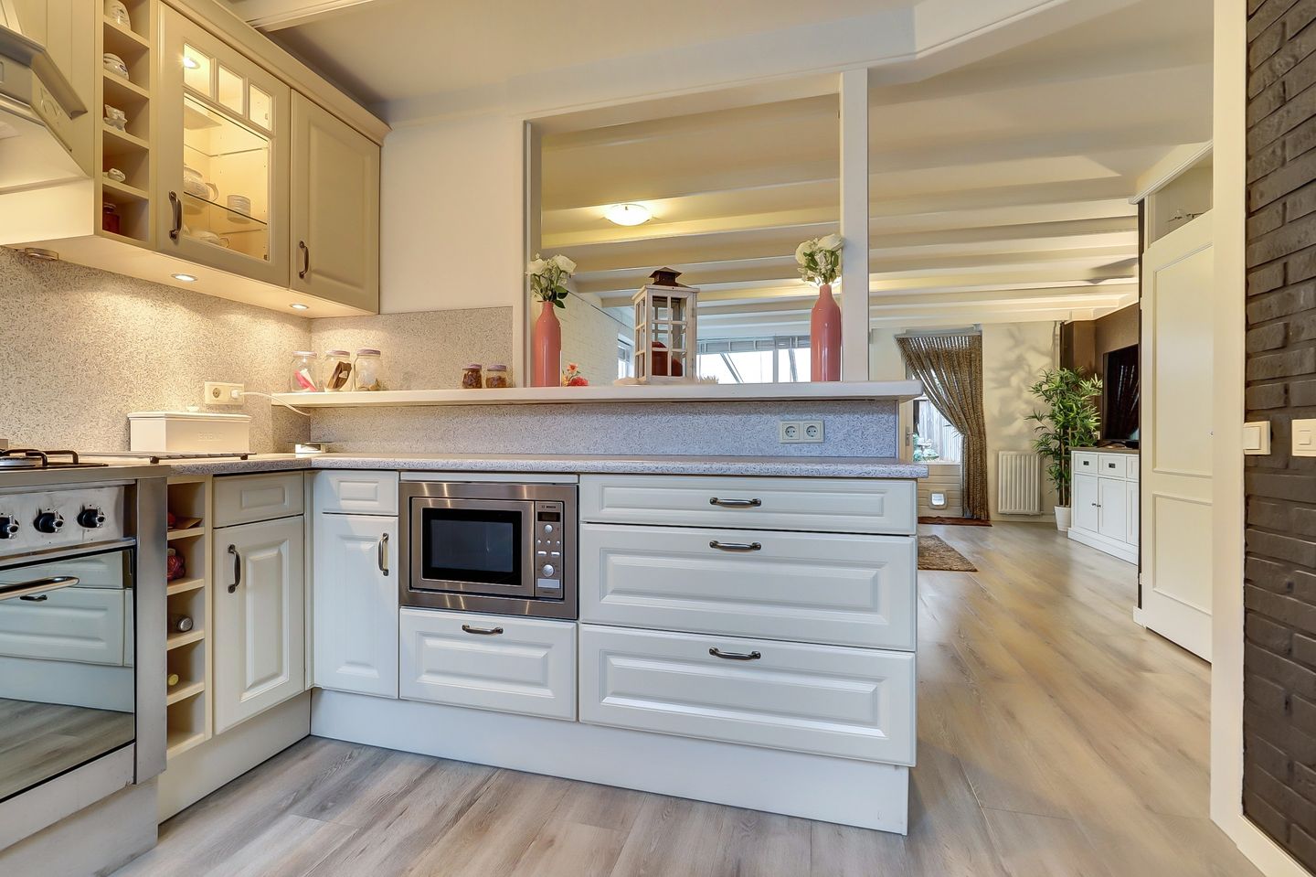 Foto 14 van Allebéstraat 1