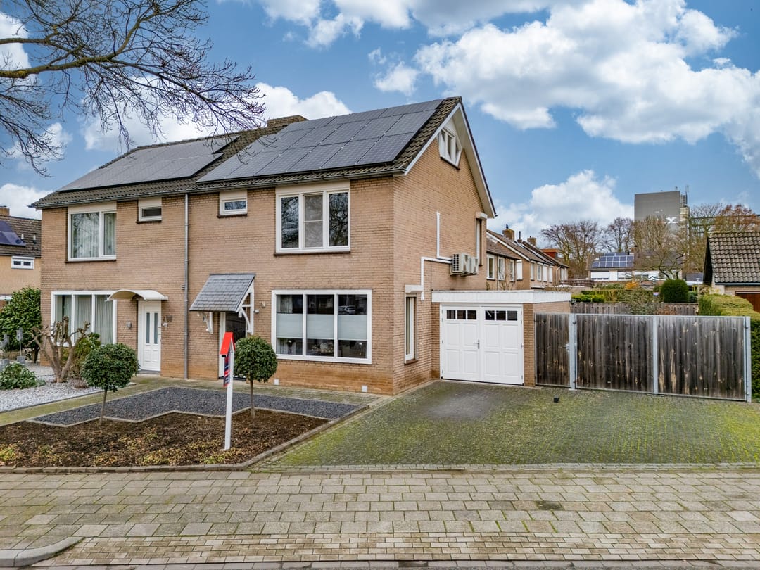 Foto 1 van Terbaansweg 1