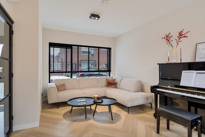 Photo 9 of Koningin Wilhelminastraat 22