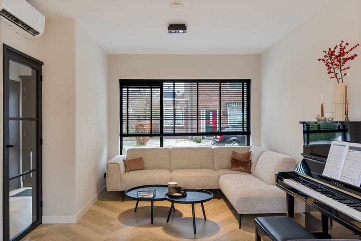 Photo 11 of Koningin Wilhelminastraat 22