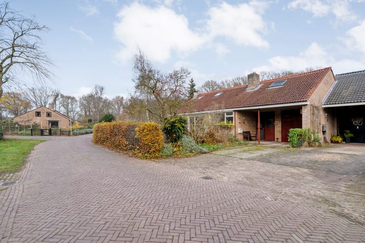 Foto 62 van Meidoornlaan 4