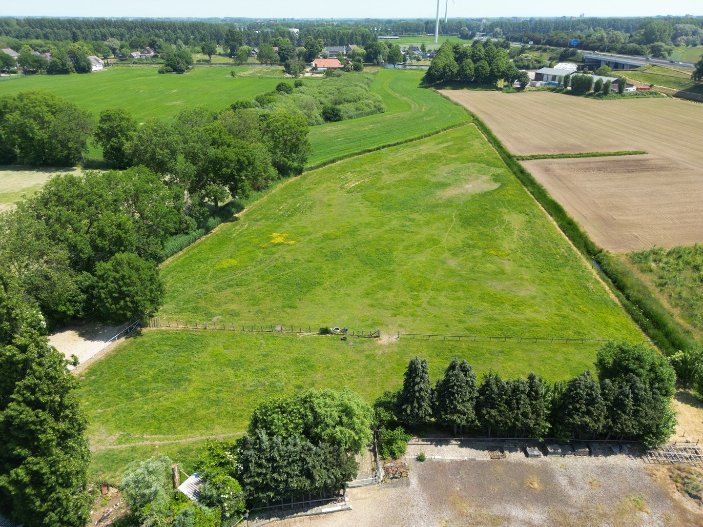 View photo 1 of de Woerd