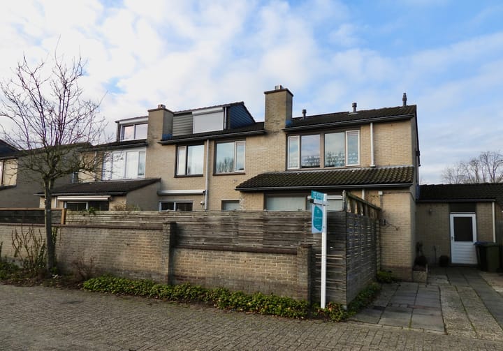 Photo 34 of Louise Michelstraat 7