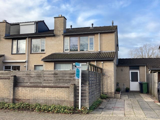 Photo 42 of Louise Michelstraat 7