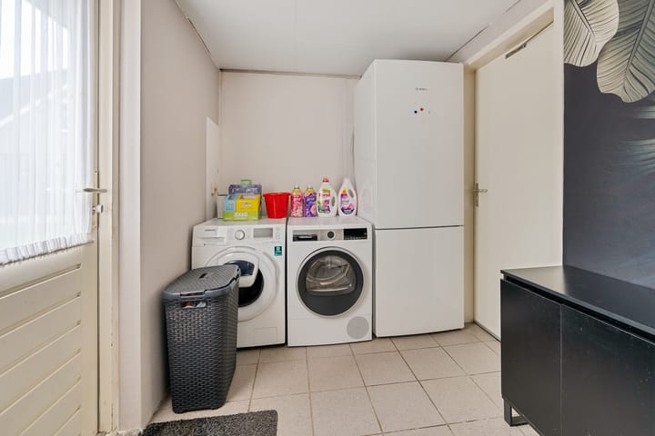 Photo 25 of Wijkstraat 130