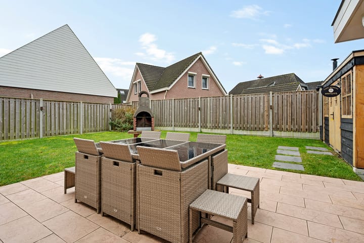 Photo 47 of Wijkstraat 130