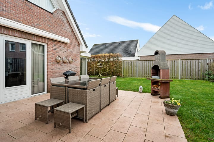 Photo 49 of Wijkstraat 130