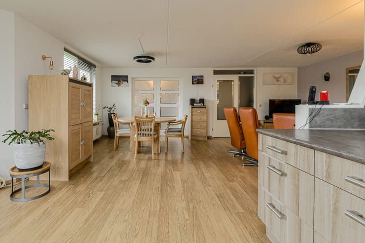 Foto 31 van Houtwolplantsoen 258