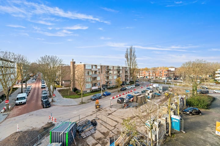 Photo 25 of Den Helderstraat 157