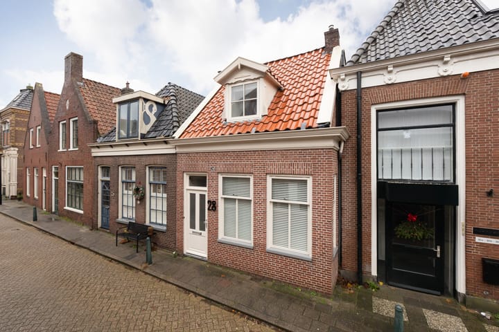 Photo 1 of Kerkstraat 28