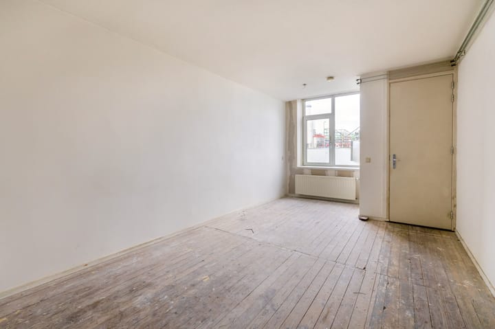 Photo 10 of Habsburgstraat 15-A