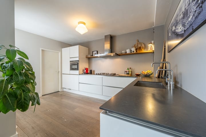 Photo 25 of Zeggegors 24