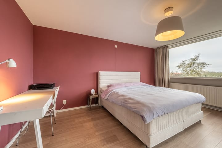 Photo 32 of Zeggegors 24