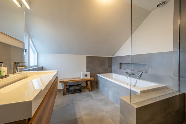 Photo 41 of Zeggegors 24