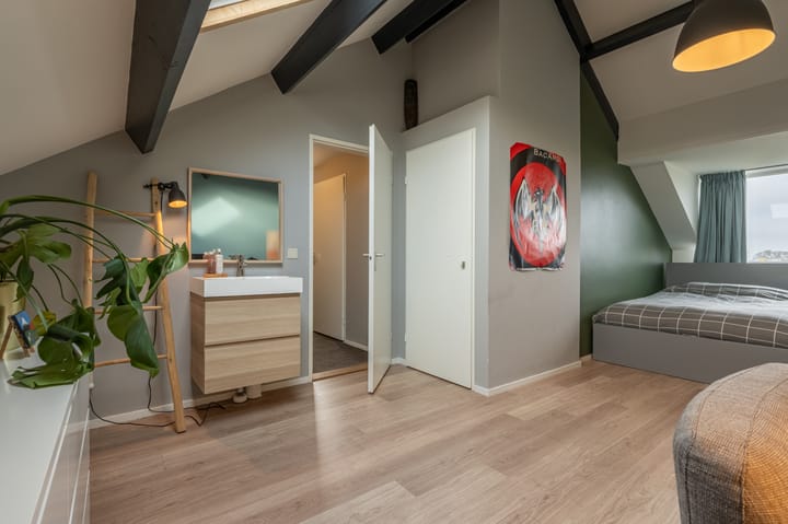 Photo 48 of Zeggegors 24