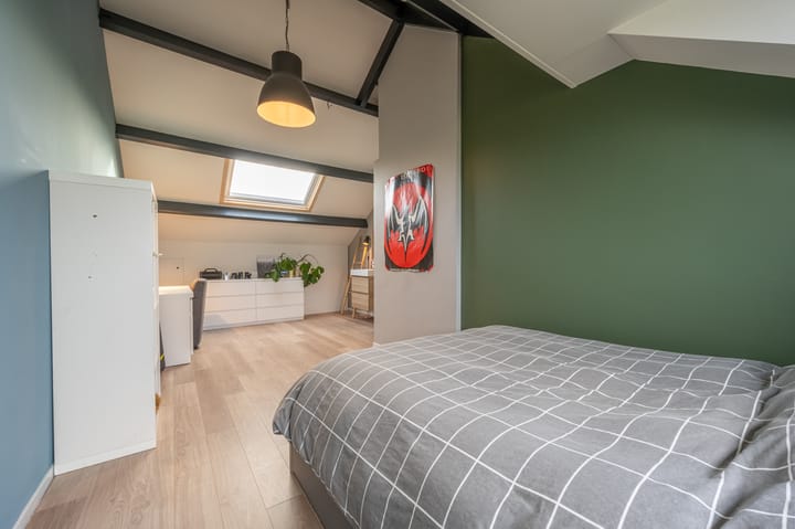 Photo 49 of Zeggegors 24