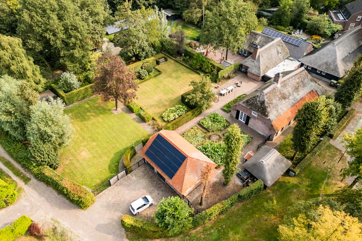 Foto 2 van Vloeieind 12