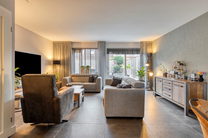 Photo 10 of Sperwer 44