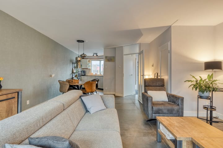 Photo 13 of Sperwer 44