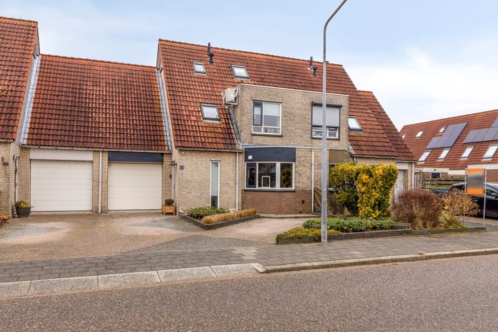 Photo 39 of Sperwer 44