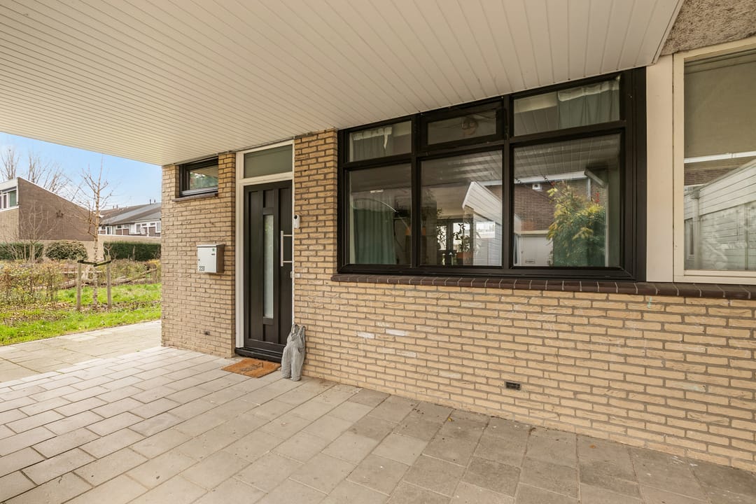 Photo 2 of Mosterdhof 220