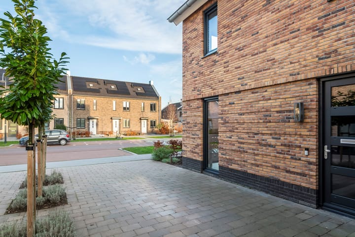 Foto 7 van Veenraden 163