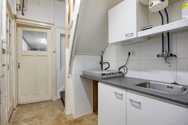 Foto 11 van Ostendestraat 12