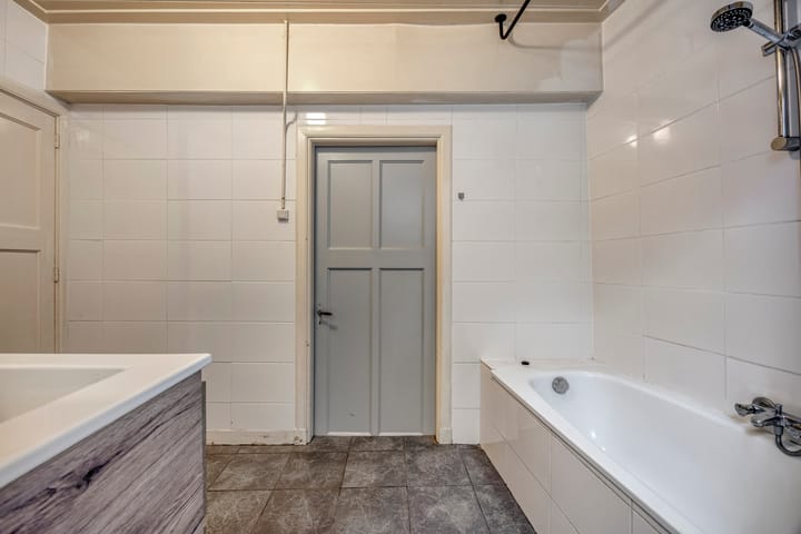 Foto 17 van Ostendestraat 12