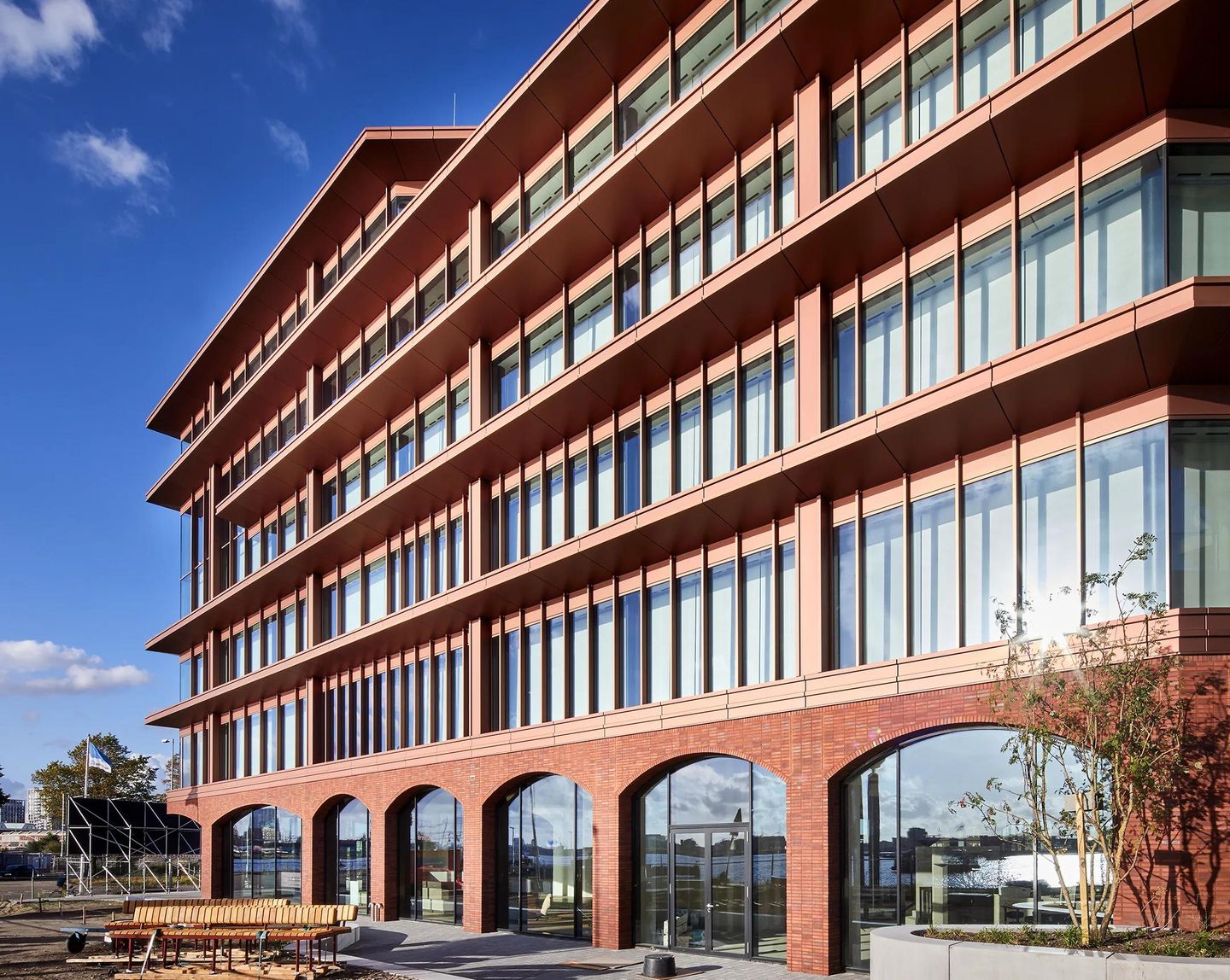 Bekijk foto 2 van Distelweg 545