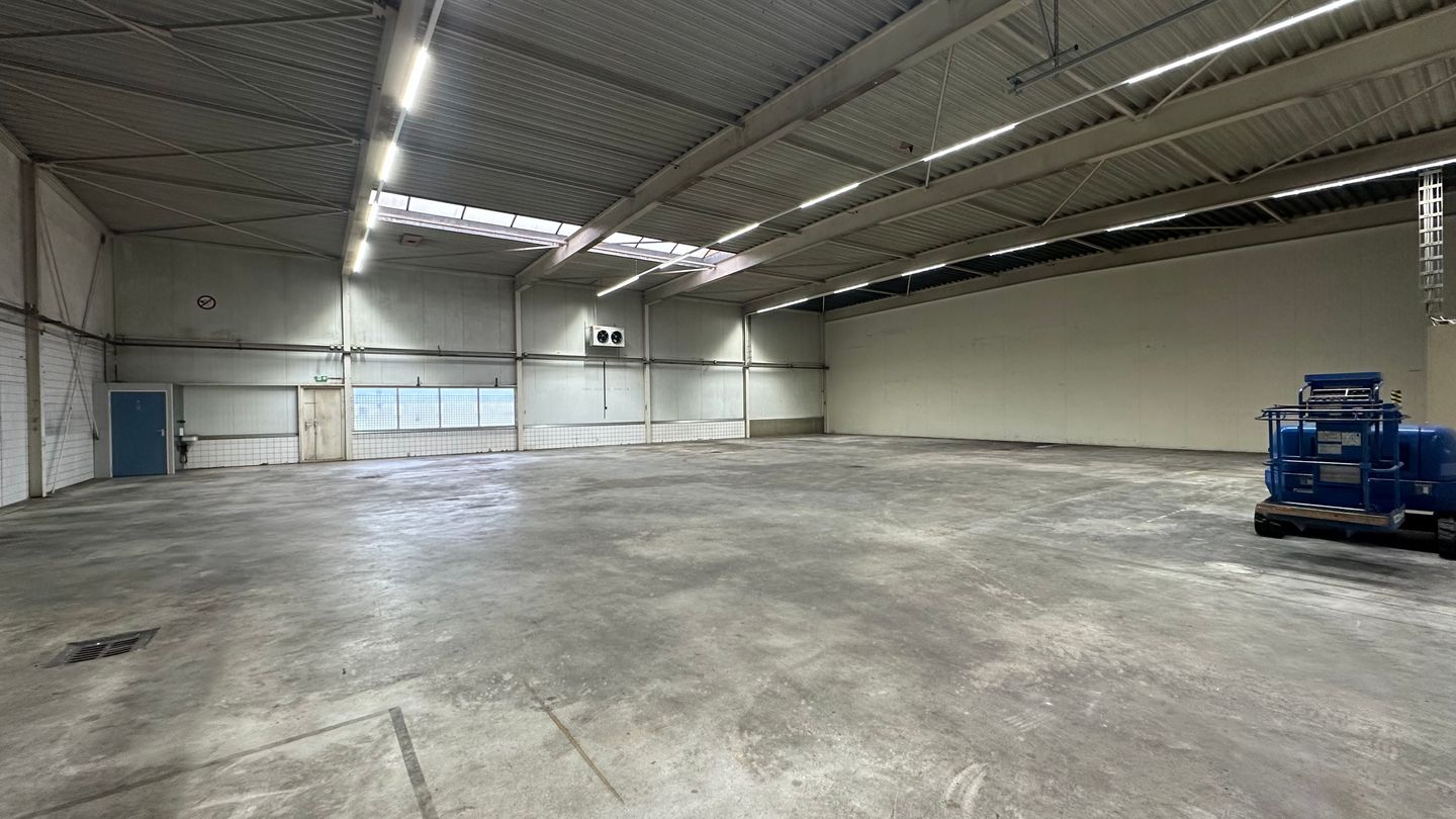 Bekijk foto 2 van Hogerwerf 12-a