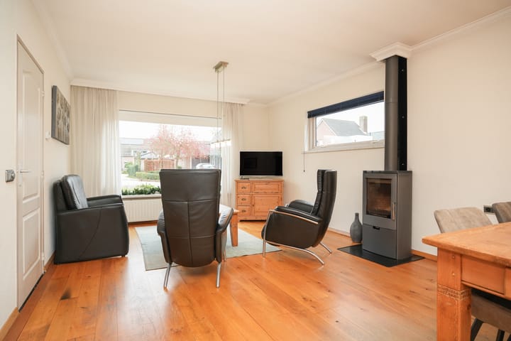 Photo 10 of Kerkweg 35