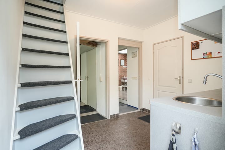 Photo 35 of Kerkweg 35