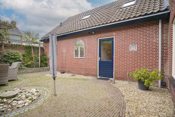 Photo 51 of Kerkweg 35