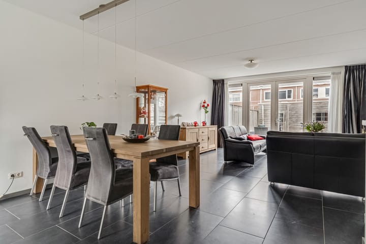 Photo 3 of Aardbeivlinder 104