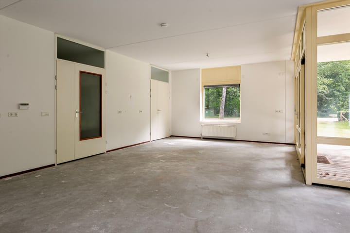 Photo 11 of Paviljoenplein 4