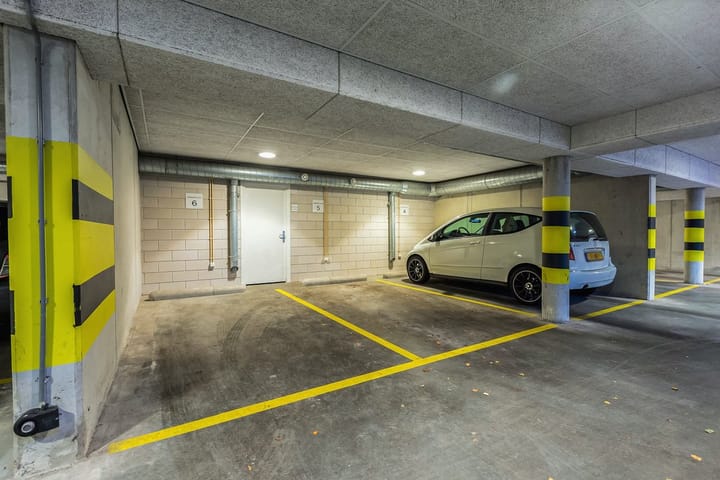 Photo 24 of Paviljoenplein 4