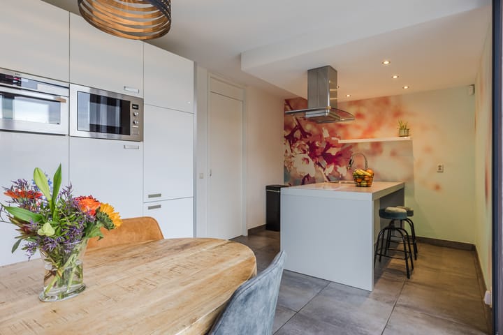 Photo 3 of Van Otterloostraat 36