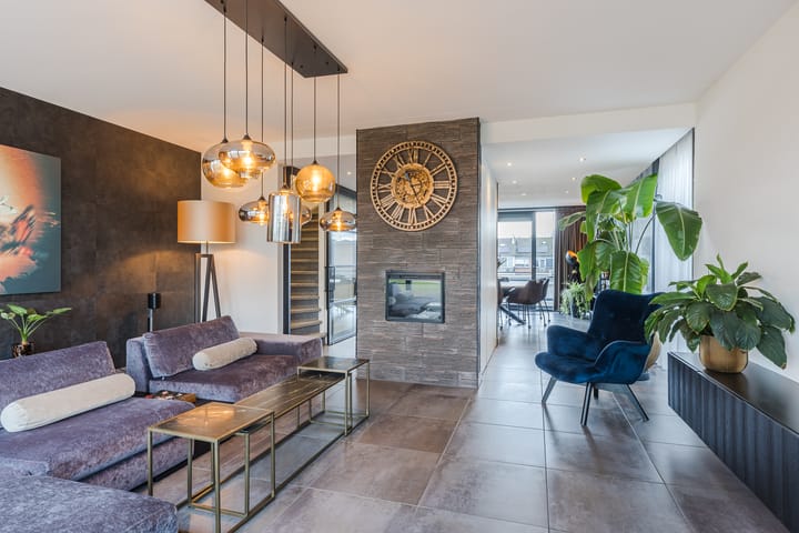 Photo 14 of Van Otterloostraat 36