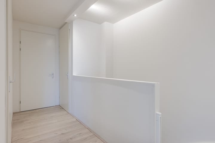 Photo 29 of Van Otterloostraat 36