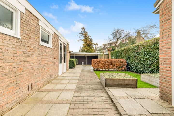 Foto 27 van Meidoornstraat 9