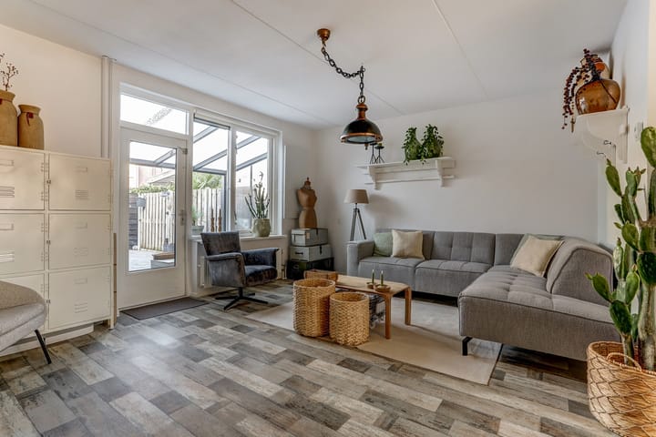 Photo 3 of Brunellaan 6