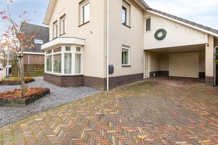 Foto 12 van Schoolstraat 19