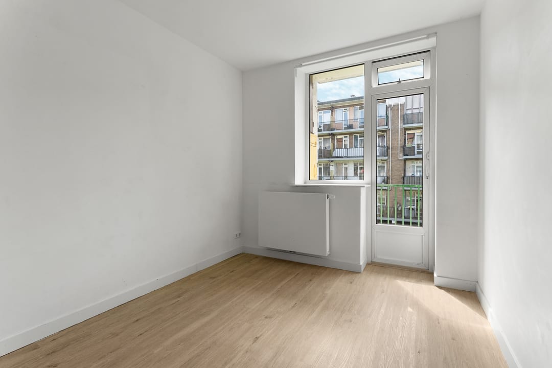 Foto 11 van Lucellestraat 13-1
