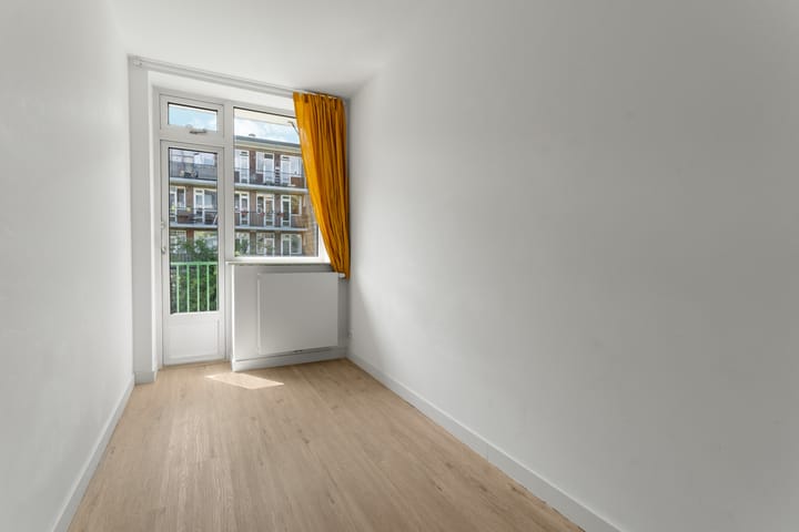 Foto 14 van Lucellestraat 13-1