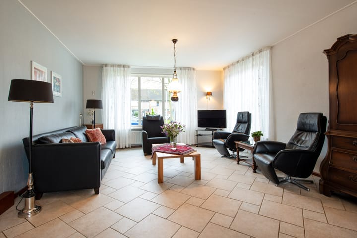 Photo 5 of Meidoornstraat 19