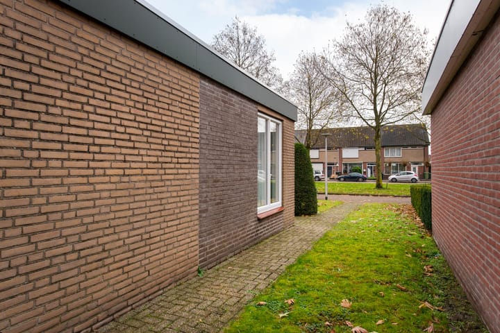 Foto 32 van Meidoornstraat 19