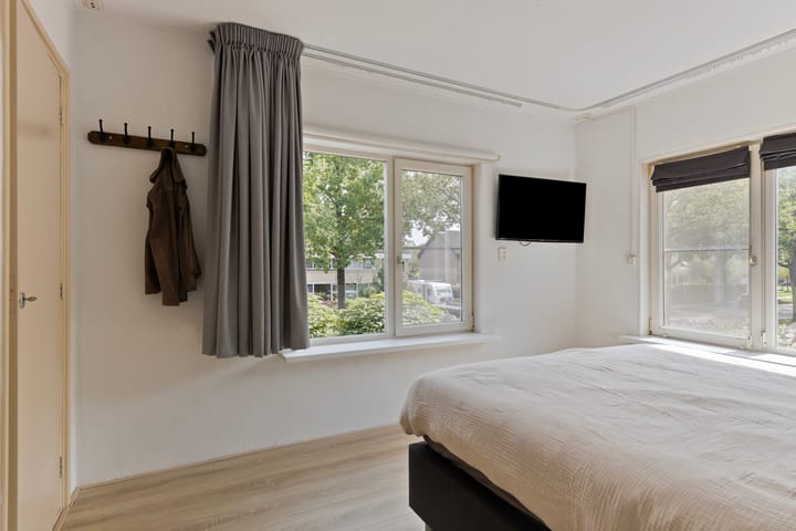 Photo 22 of Van Emstweg 24