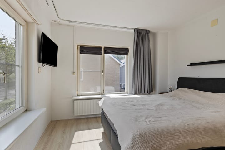 Photo 23 of Van Emstweg 24