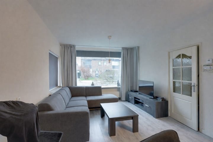 Photo 4 of Dikningestraat 13